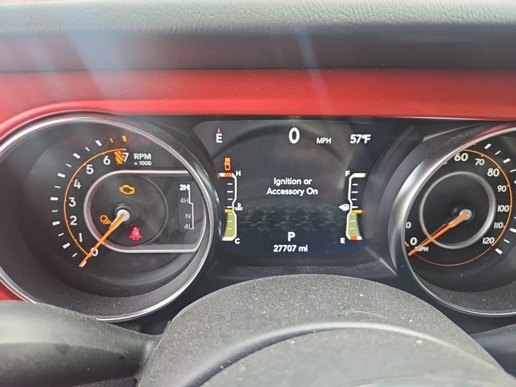 Used 2023 Jeep Gladiator Rubicon w/ LED Lighting Group AWD/4WD image 8
