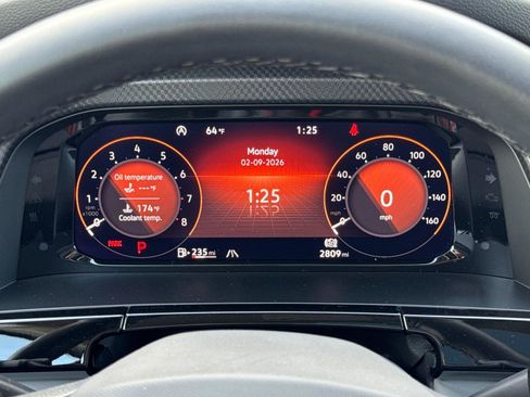 Used 2025 Volkswagen Atlas Peak Edition SE image 23