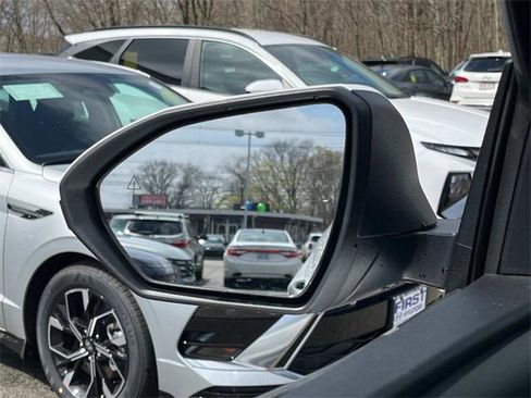 New 2025 Hyundai Santa Cruz SEL image 13