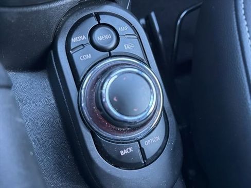 Used 2023 MINI Cooper Convertible image 31