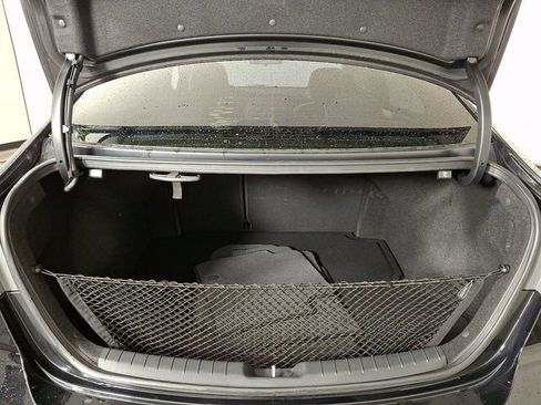 Used 2017 Hyundai Elantra SE FWD image 27