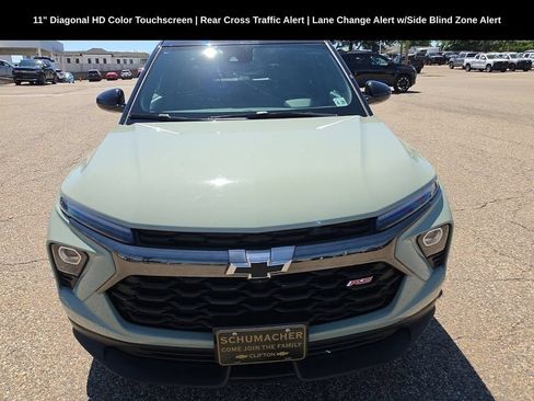 Used 2024 Chevrolet TrailBlazer RS w/ Convenience Package AWD/4WD image 8