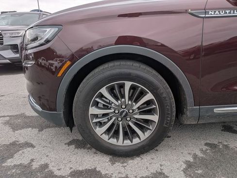 Used 2023 Lincoln Nautilus AWD w/ Premium Package image 22