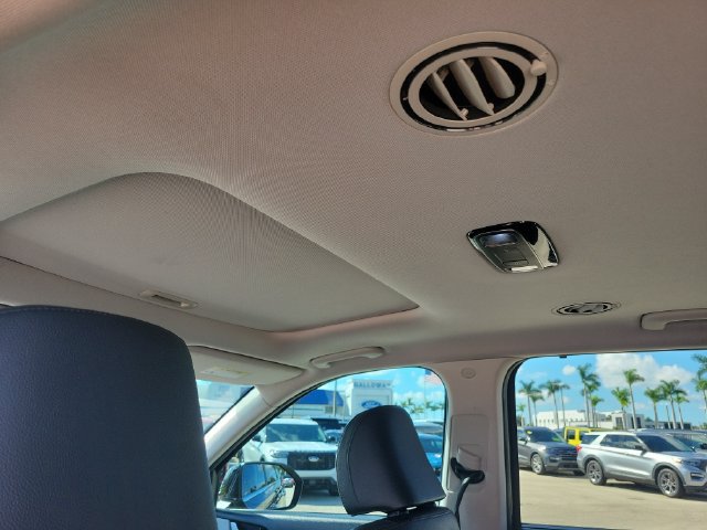 Used 2022 Hyundai Palisade SEL w/ 8P Bench Seat Package FWD image 15