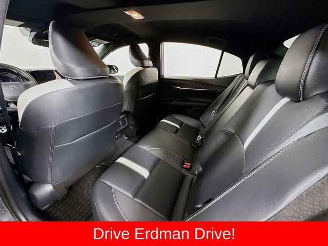 Certified 2026 Toyota Camry SE FWD image 10
