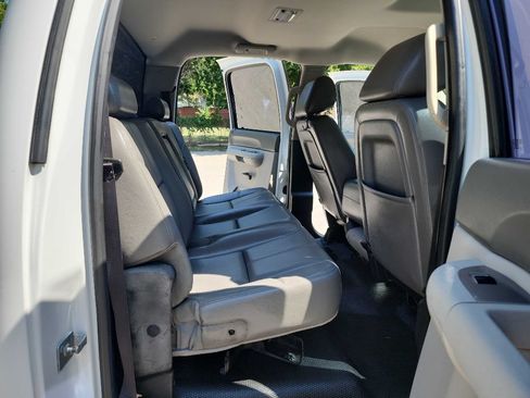 Used 2014 Chevrolet Silverado 2500 W/T RWD image 24