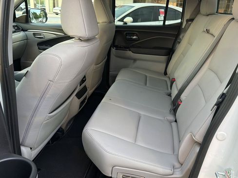 Used 2024 Honda Ridgeline RTL image 11