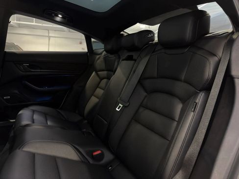 Used 2022 Porsche Taycan 4S AWD/4WD image 20