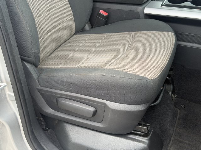 Used 2012 RAM 2500 Big Horn RWD image 18
