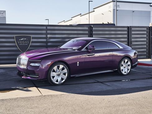 Used 2024 Rolls-Royce Spectre w/ Spectre Launch Package image 6