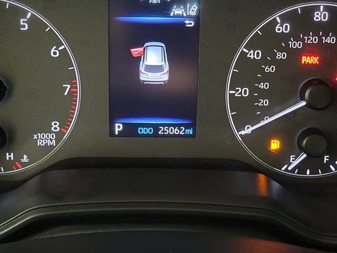 Used 2025 Toyota Corolla Cross L FWD image 2