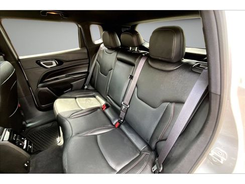 Used 2025 Jeep Compass Trailhawk w/ Trailhawk Elite Group AWD/4WD image 25
