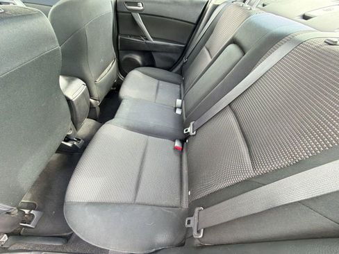 Used 2013 MAZDA MAZDA3 i Touring w/ Preferred Equipment Pkg FWD image 23