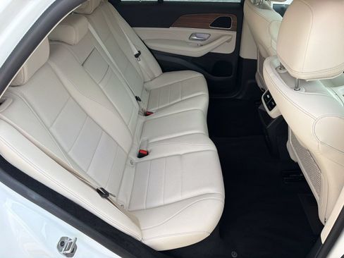 Certified 2026 Mercedes-Benz GLE 350 4MATIC image 32