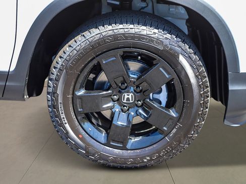 New 2025 Honda Ridgeline Black Edition image 8