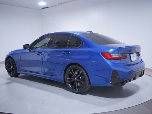 Used 2023 BMW 330i Sedan w/ M Sport Package RWD image 3