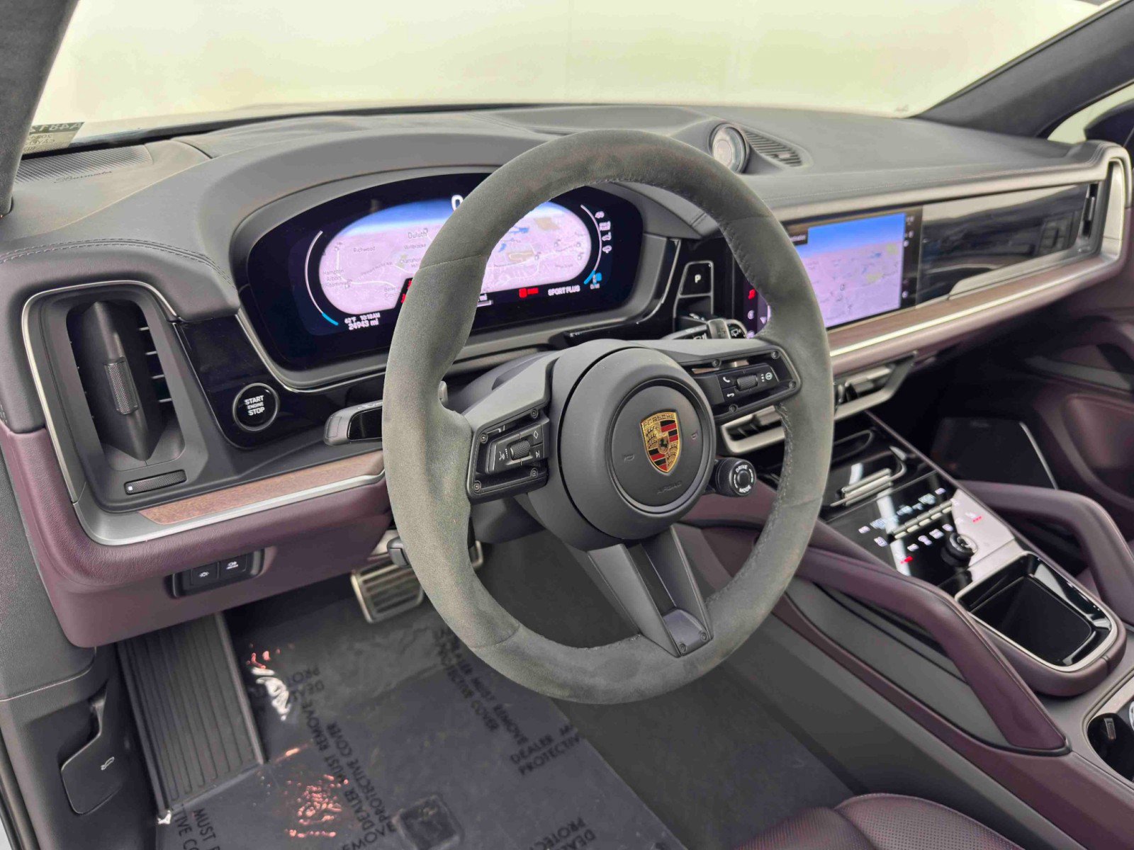 Used 2024 Porsche Cayenne Turbo AWD/4WD image 14