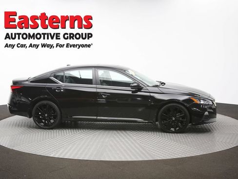 Used 2022 Nissan Altima 2.0 SR FWD image 46