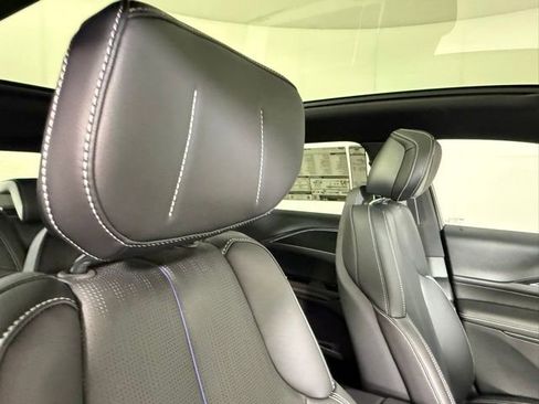 New 2026 Cadillac Lyriq Sport RWD image 37