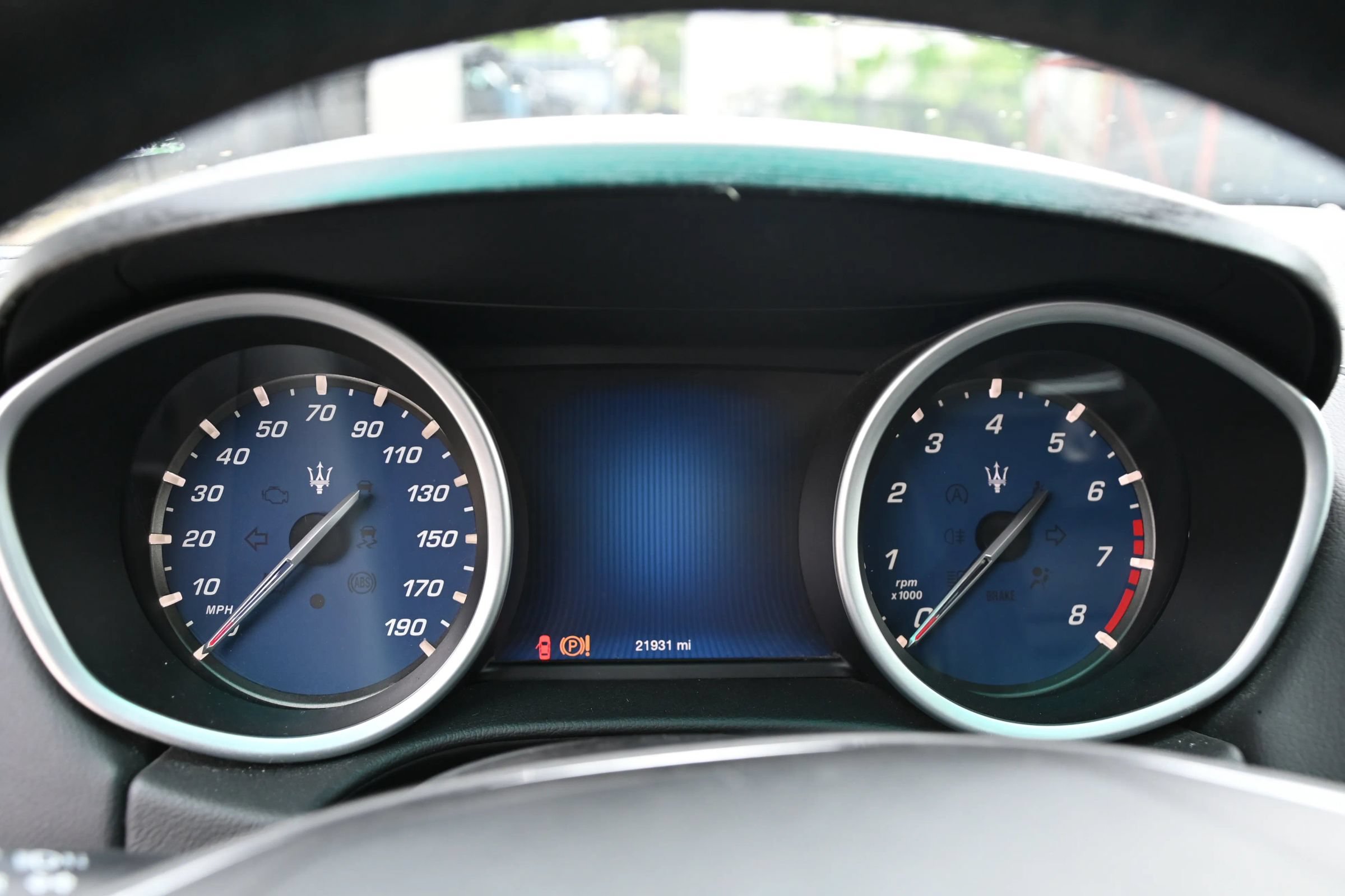 Used 2016 Maserati Ghibli RWD image 8
