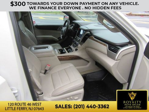 Used 2015 GMC Yukon XL Denali w/ Premium Package image 12