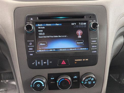 Used 2014 Chevrolet Traverse LS FWD image 7