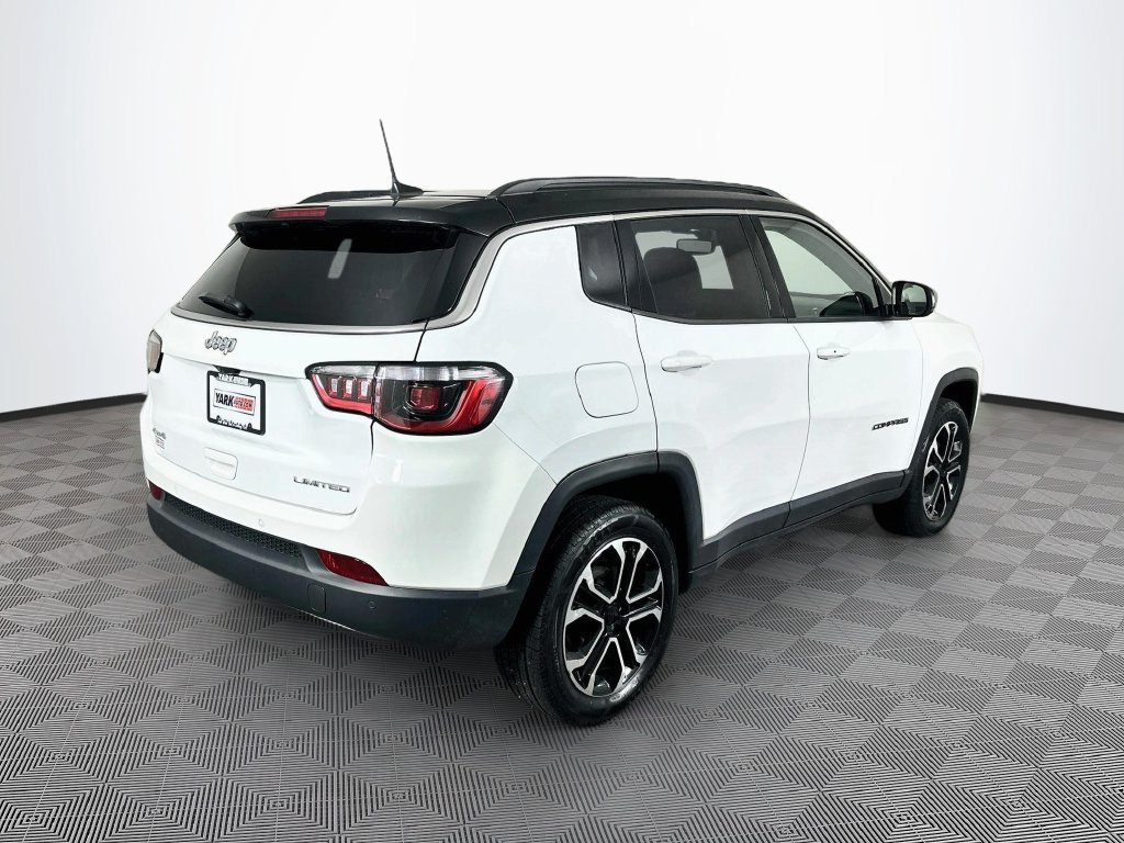 Certified 2023 Jeep Compass Limited w/ Sun and Sound Group AWD/4WD image 11