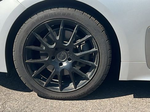 Used 2018 Kia Stinger AWD/4WD image 9