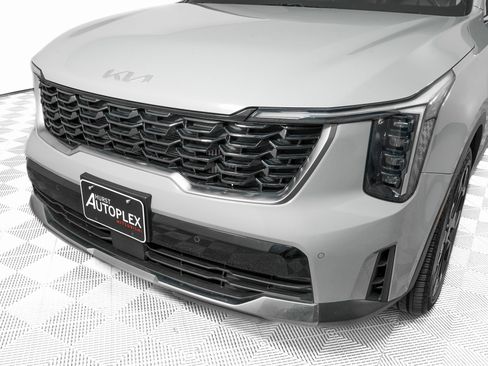 Used 2025 Kia Sorento EX image 30