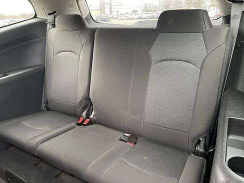 Used 2015 Chevrolet Traverse LT FWD image 18
