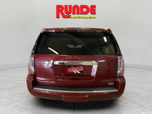Used 2016 GMC Yukon XL Denali w/ Open Road Package AWD/4WD image 4
