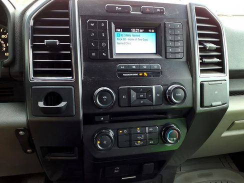 Used 2018 Ford F150 XLT RWD image 15