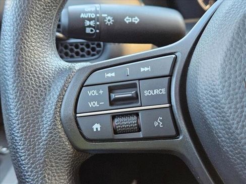 Used 2025 Honda HR-V LX image 15