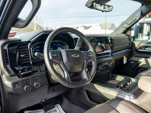 Used 2025 Chevrolet Silverado 2500 ZR2 w/ ZR2 Bison Edition image 23