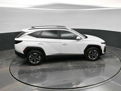 Certified 2025 Hyundai Tucson SEL image 32
