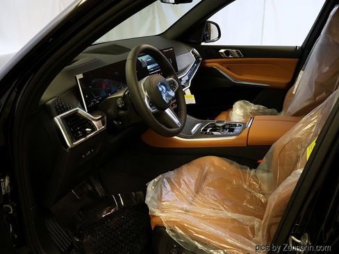 New 2026 BMW X5 xDrive50e w/ M Sport Package image 12