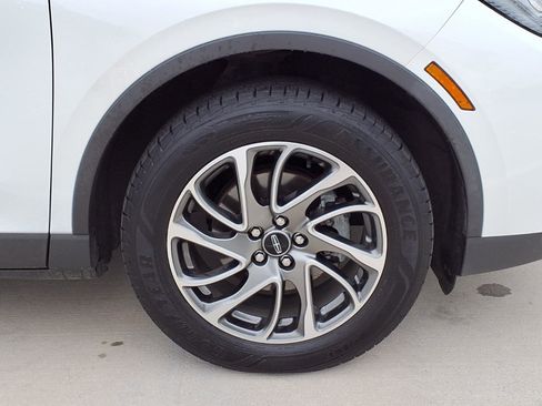Used 2022 Lincoln Corsair FWD w/ Equipment Group 101A image 10