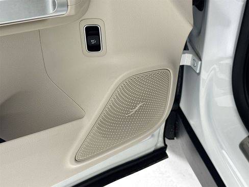 New 2026 Mercedes-Benz GLB 250 GLB 250 image 19