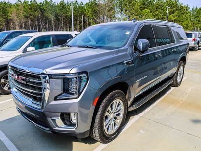 Used 2021 GMC Yukon XL SLT w/ SLT Premium Package