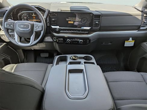 New 2026 GMC Sierra 1500 Elevation image 16