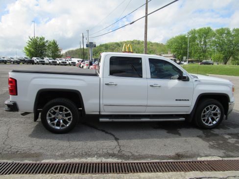 Used 2014 GMC Sierra 1500 SLT w/ SLT Crew Cab Value Package AWD/4WD image 5