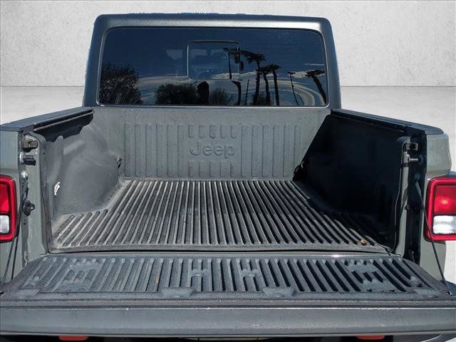 Used 2022 Jeep Gladiator Mojave w/ Trailer Tow Package AWD/4WD image 6