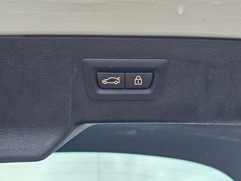 Used 2017 BMW X6 xDrive35i image 16