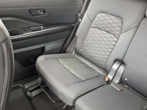 Certified 2024 Nissan Pathfinder S image 16