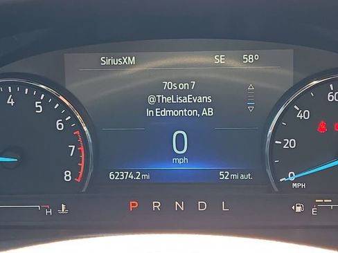 Used 2022 Ford Explorer XLT image 30