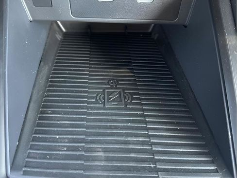 New 2026 Nissan Kicks SR image 14