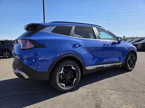 New 2026 Kia Sportage EX w/ EX Panorama Roof Package FWD image 3