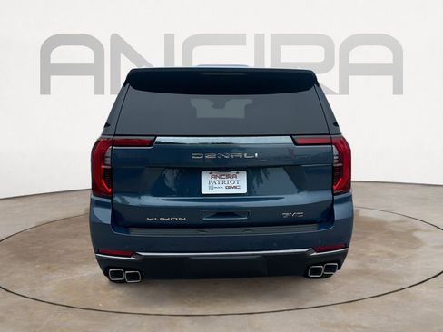 Used 2025 GMC Yukon XL Denali Ultimate AWD/4WD image 9