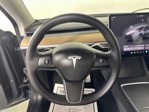 Used 2022 Tesla Model Y Performance AWD/4WD image 24