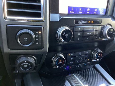 Used 2019 Ford F150 Raptor w/ Equipment Group 802A Luxury AWD/4WD image 18